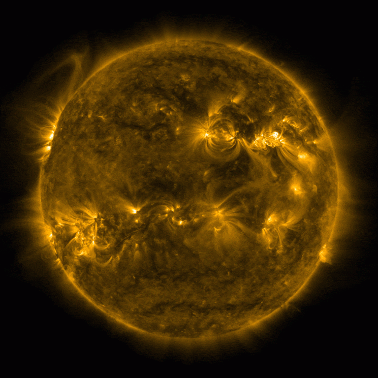 A hyperactive sunspot just hurled a huge X-class solar flare into space_6245a93e43560.gif