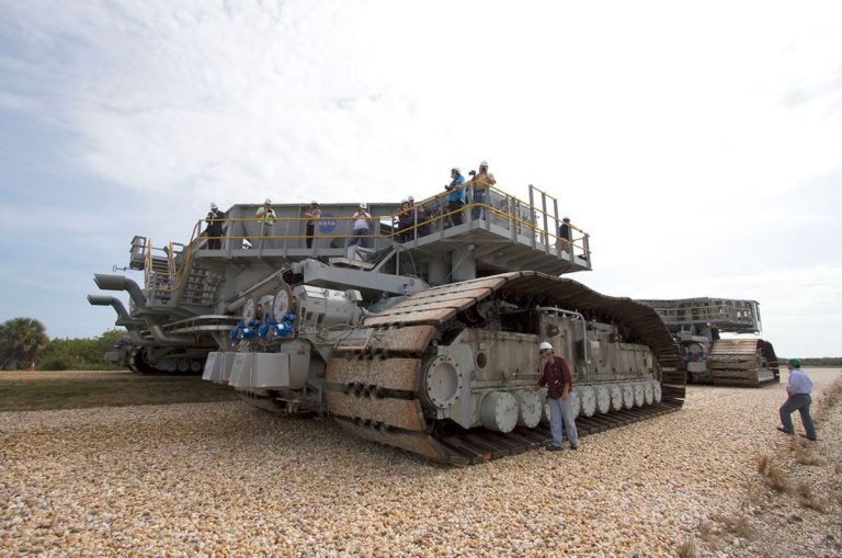 Artemis 1 moon rocket rollout: Meet the NASA crawler carrier doing the heavy lifting_62333227eddfc.jpeg