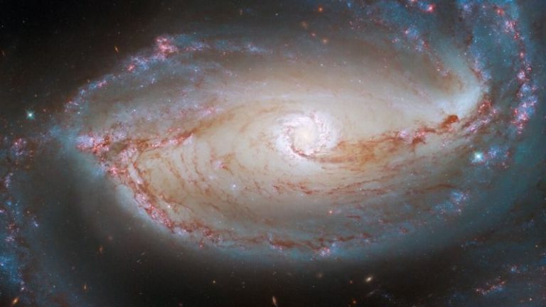 Hubble Space Telescope spots eerie galaxy ‘eye’ staring across the universe_6231e90b11ed6.jpeg