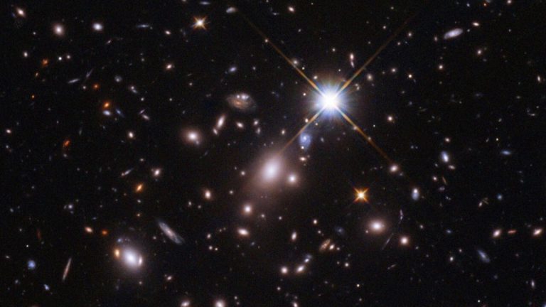 Overachieving Hubble telescope glimpses the most distant star ever seen_6245a90392206.jpeg