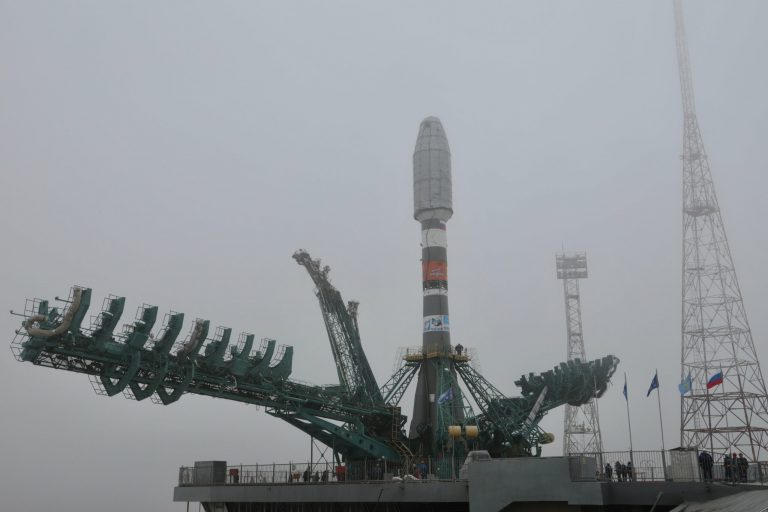 With Soyuz off the table, OneWeb back in the mix_62227372d0b87.jpeg