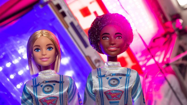 Astronaut Barbie finally — literally — goes to outer space_6263f90d6e6a7.jpeg