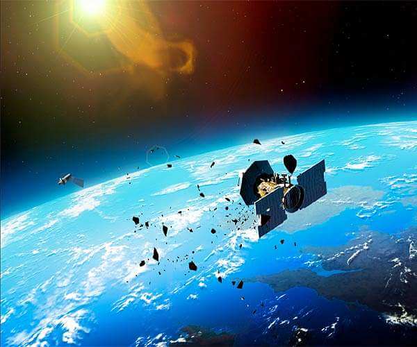 Inmarsat CEO issues warning over space sustainability with ‘unmanaged expansion’_626a90c41528e.jpeg