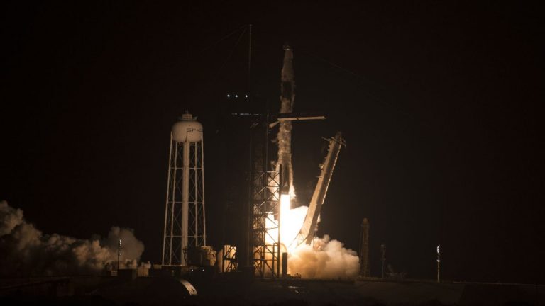 SpaceX launches Crew-4 astronauts to space station on a Dragon named Freedom_62693f1b6b192.jpeg