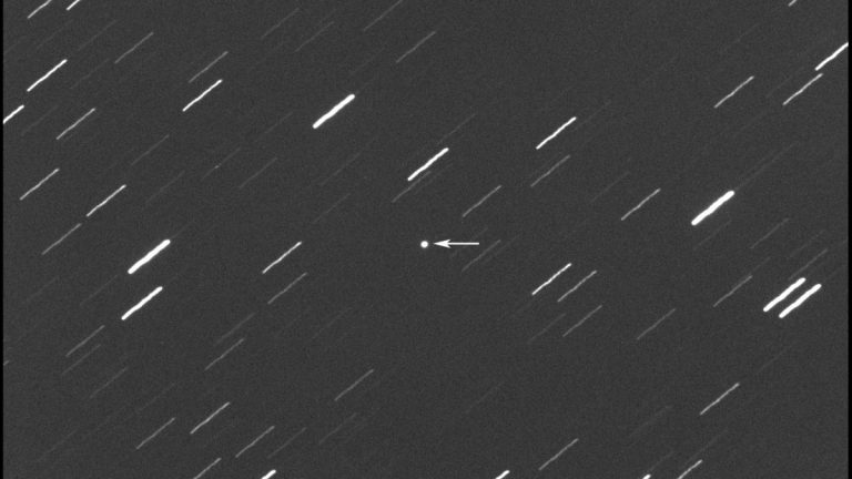 Astronomer captures image of the huge mile-wide asteroid (safely) passing Earth_628e2c9b27c73.jpeg