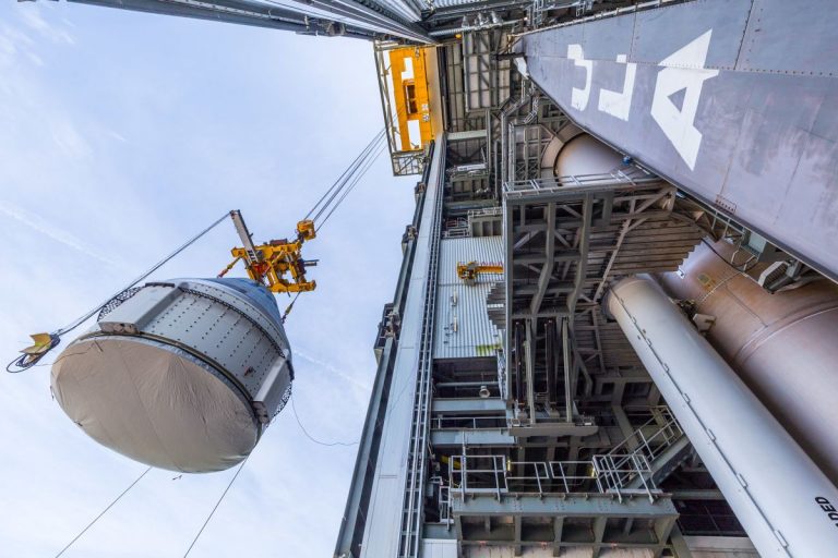 Boeing’s Starliner capsule stacked atop Atlas V rocket ahead of crucial May 19 launch (photos)_6273d0db2ad7b.jpeg