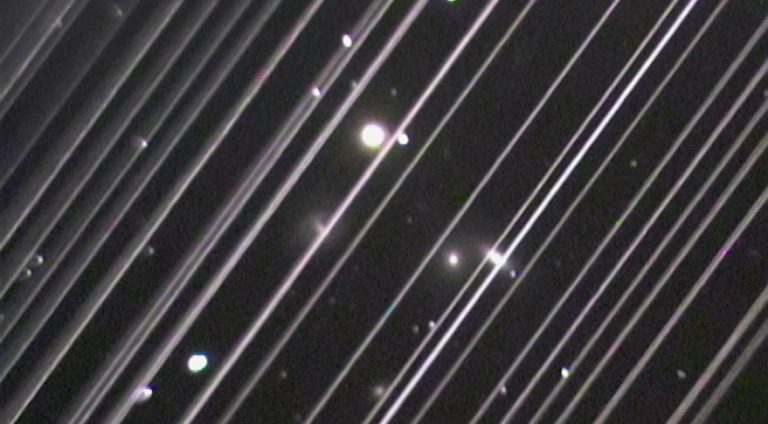 Astronomers renew concerns about Starlink satellite brightness_62ac7da333545.jpeg