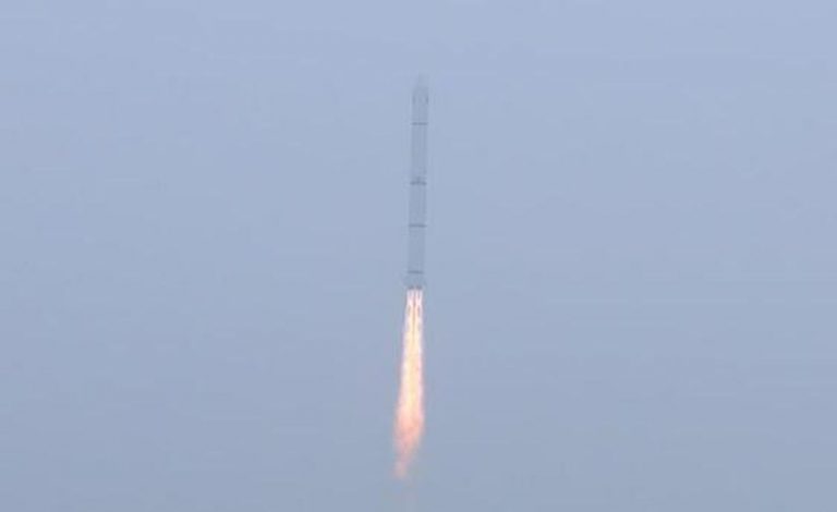 China launches SuperView remote-sensing satellites on Long March 2C rocket_62d9515e0b538.jpeg