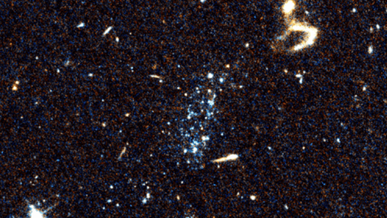 Mysterious blue blobs a new type of star system created by a galactic ‘belly flop’_62c43a4d75412.png