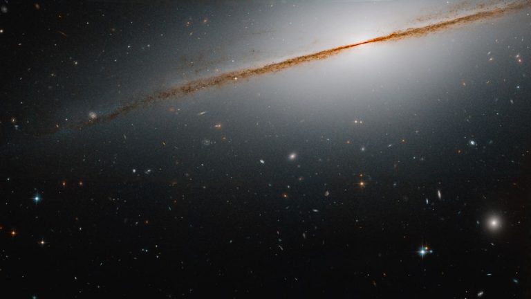 New ‘Little Sombrero’ image is a feather in Hubble’s cap_62c58bd57158d.jpeg