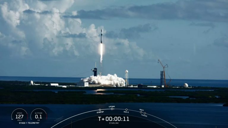 SpaceX launches 53 Starlink satellites, lands Falcon 9 on droneship_62de96ed0e473.jpeg