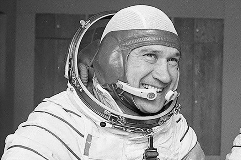 Cosmonaut Anatoly Filipchenko, who led two docking flight tests, dies at 94_62f25d8e422fc.jpeg