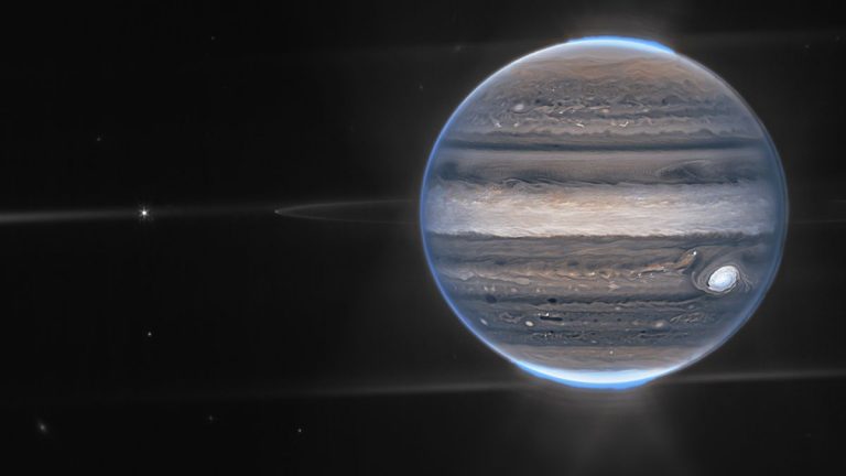 Jupiter’s auroras look radiant in new James Webb Space Telescope images_6304cb0e910ea.jpeg