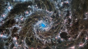 Scientists harness powers of Webb and Hubble in stunning galactic image_630f5f9e87fed.jpeg