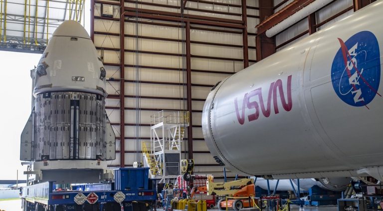 Crew-5 launch preparations continue amid hurricane threat_63344827d47d5.jpeg