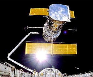 NASA, SpaceX study boosting Hubble to extend its lifespan_6336eb6507b7b.jpeg