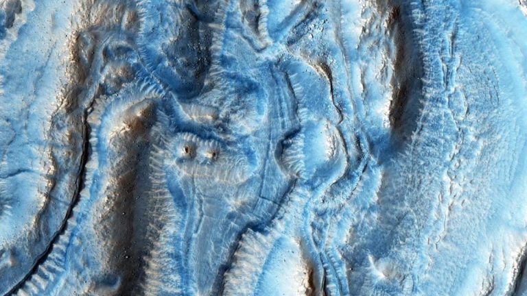 Mars glaciers were slowed by fast drainage and weak gravity, scientists suggest_633d8075083fb.jpeg