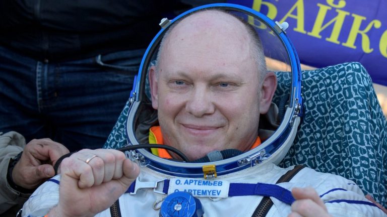 Russian cosmonaut who commanded space station struck pedestrian with car_634ff5906bb42.jpeg