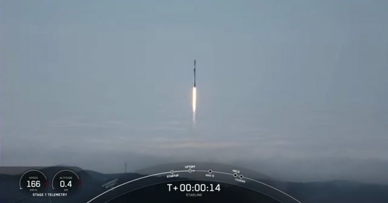 SpaceX launches 52 Starlink satellites, lands rocket on ship in Pacific_633ed20ece156.jpeg