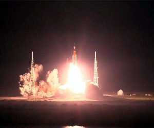 Liftoff! NASA launches mega Moon rocket, ushering new era of exploration_6374e1f4c9d0b.jpeg