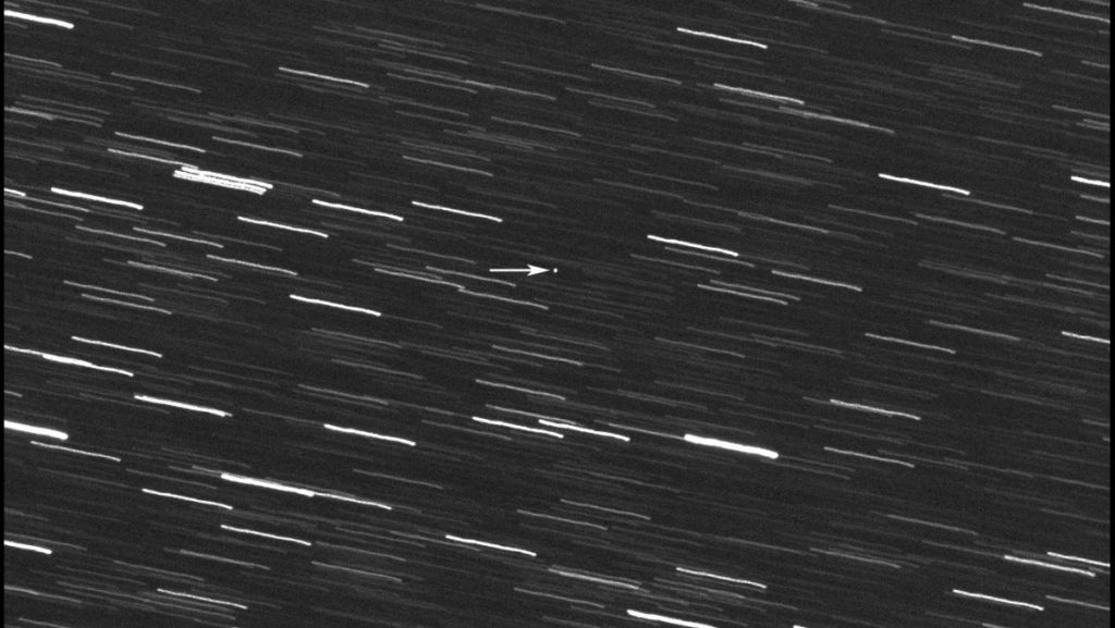 Massive ‘potentially hazardous’ asteroid spotted before safe flyby of Earth today (Nov. 1)_63626a929e4c3.jpeg