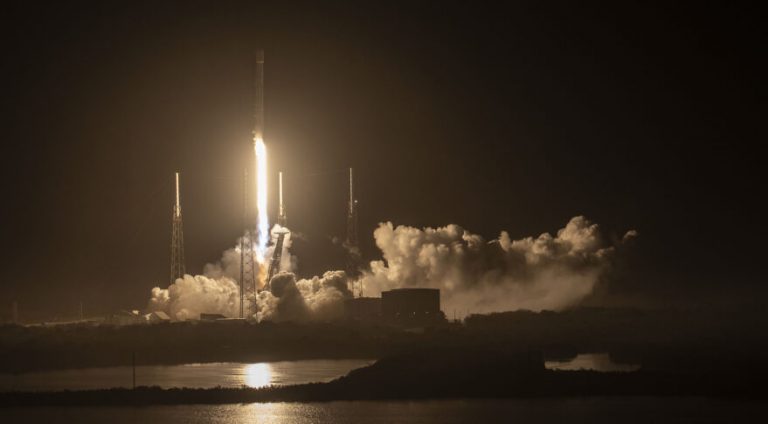 SpaceX launches Eutelsat 10B on expendable Falcon 9_637f6da43b46b.jpeg