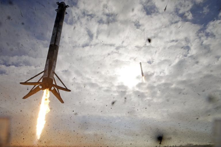 SpaceX nails booster landings after foggy military launch_6362651ca90c2.jpeg