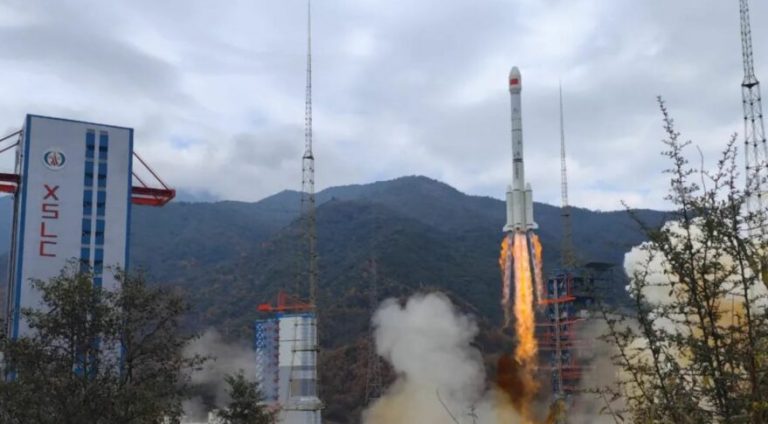 China sends second Shiyan-10 test satellite sent into orbit with its final launch of 2022_63ad92325622c.jpeg