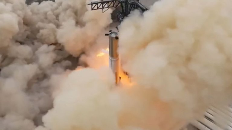 SpaceX’s huge Starship booster conducts historic 31-engine burn (video)_63e640ad06d9b.jpeg