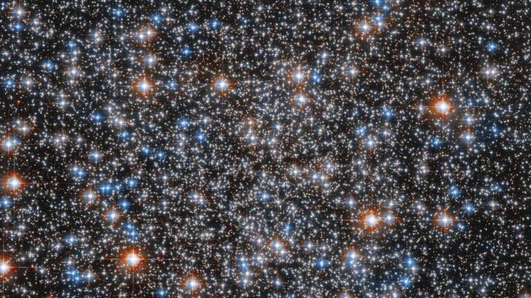 Hubble stuns with new glittering star cluster image_64185d24050e9.jpeg