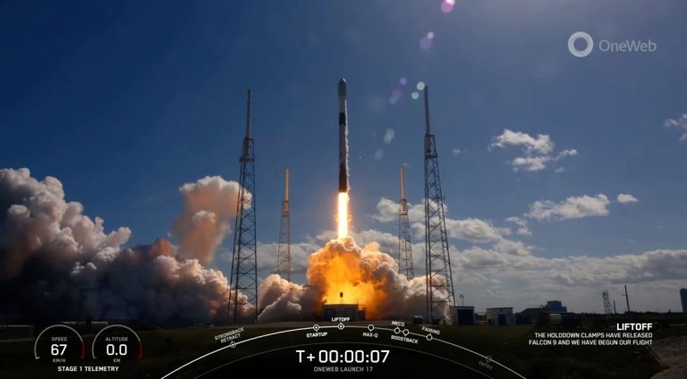 SpaceX launches 40 OneWeb internet satellites to orbit, lands rocket_640b2ac16f814.jpeg