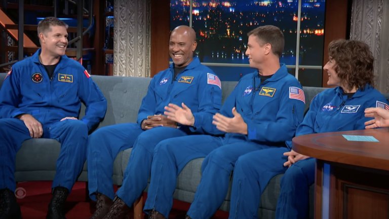 NASA’s Artemis II moon mission astronauts describe re-entry to Stephen Colbert_642ed84096723.jpeg