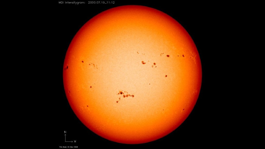 Solar activity may peak 1 year earlier than thought. Here is what it means for us_644158ca1088a.jpeg