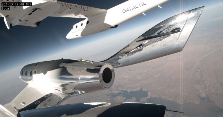 Virgin Galactic spacecraft makes first glide since historic spaceflight, aims for space_644d21056aa9d.jpeg