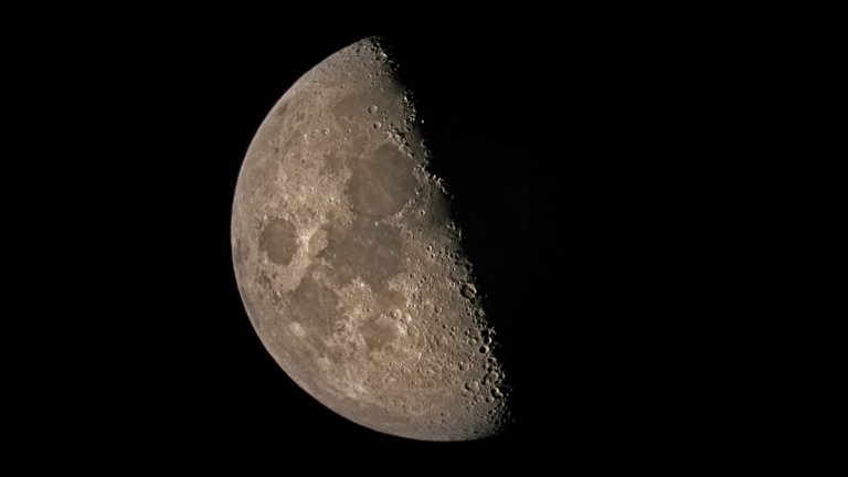 Don’t miss the half-lit moon during its third quarter phase today_645e4473b1905.jpeg