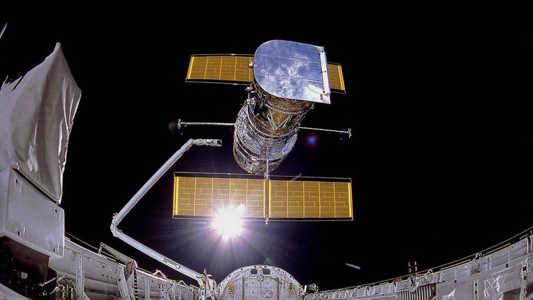 New private plan to rescue Hubble Space Telescope may also target space junk_64639154a5fd5.jpeg