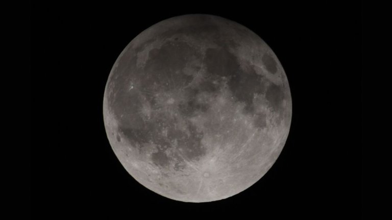 See 1st lunar eclipse of 2023 darken the full Flower Moon in eerie photos_6458fcc673701.jpeg