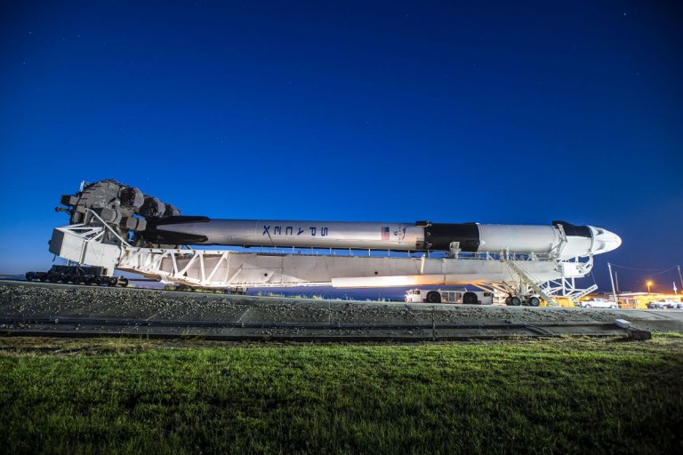 SpaceX rolls rocket to pad for Sunday’s Ax-2 private astronaut launch (photos)_646782ee45e32.jpeg