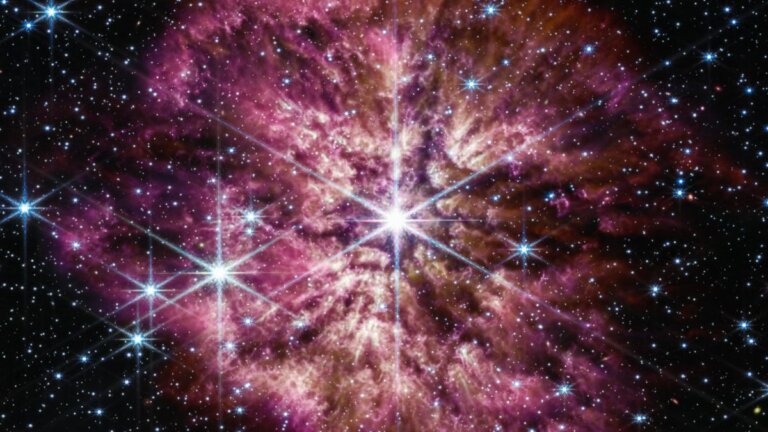 A chaotic star is inching toward a violent death as astronomers watch in real-time_6484873fc01c6.jpeg