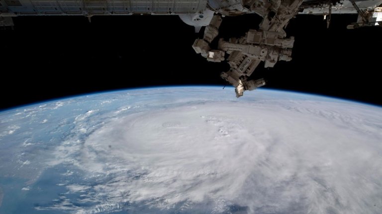 Astronaut watches Cyclone Biparjoy swirl over the Arabian Sea from space (video)_648de764e91f9.jpeg