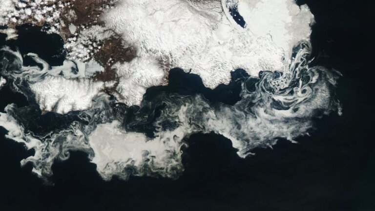 Ethereal ice swirls dance around Arctic peninsula in stunning new satellite image_6491ab8263f89.jpeg