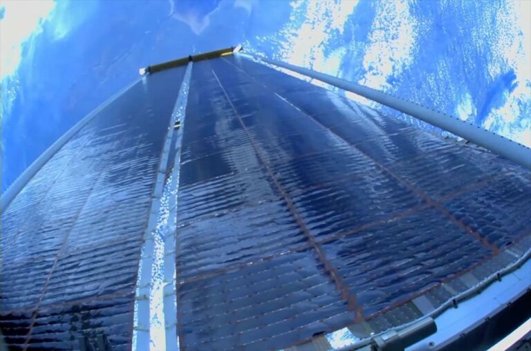 NASA astronauts deploy 5th roll-out solar array on spacewalk outside space station (video)_648487b04d0bb.jpeg