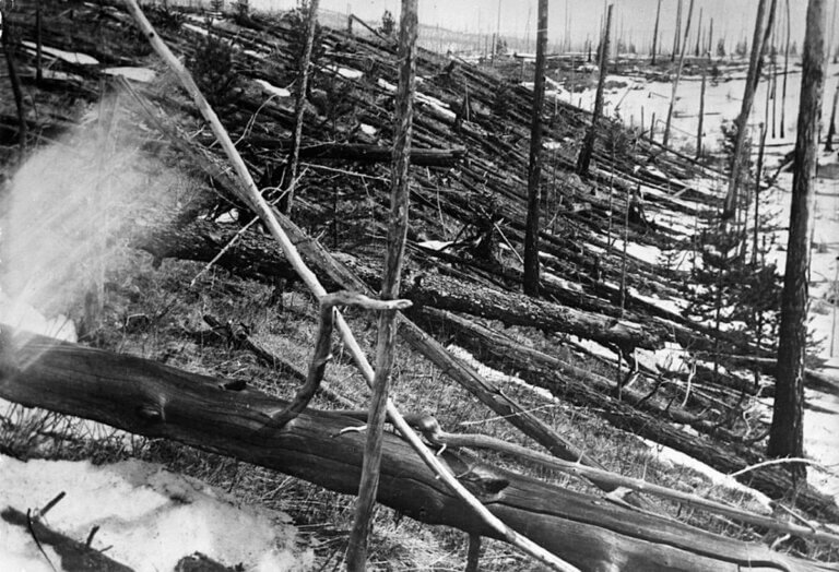 On This Day In Space: June 30, 1908: Asteroid explosion over Tunguska, Siberia_649f06767b3bf.jpeg