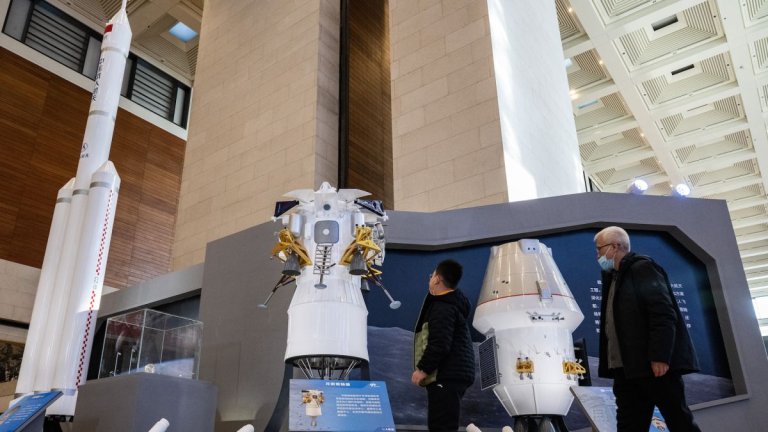 China’s new moon rocket could launch as soon as 2027_64c277a4a895e.jpeg