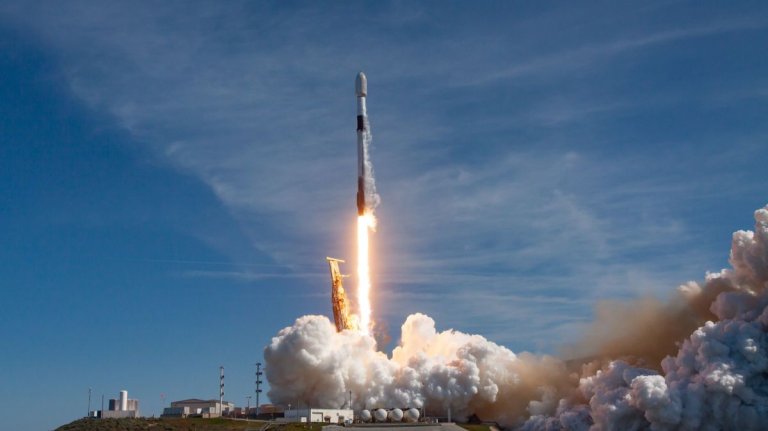 Watch SpaceX Falcon 9 rocket launch for record-tying 16th time early Friday morning_64b00261d8391.jpeg