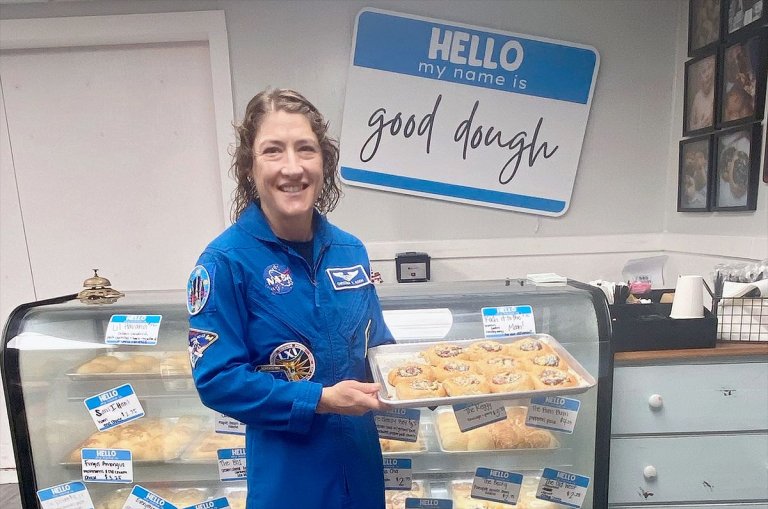 Bakery ‘Kochs up’ kolache to honor moon-bound Artemis astronaut_64e0c81036854.jpeg