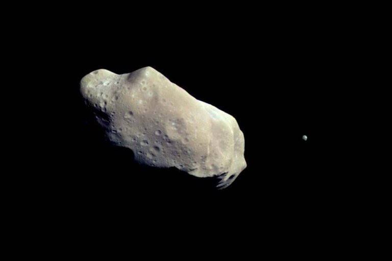 On This Day In Space: Aug. 28, 1993: Galileo spacecraft flies by asteroid Ida_64ecb1168dc35.jpeg