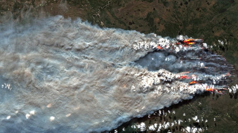 Satellites watch wildfires rage across Canadian northwest (photos)_64df765b7c277.jpeg