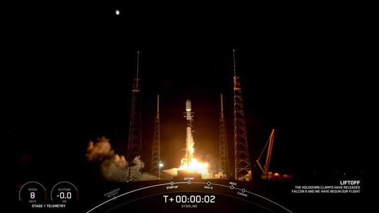 SpaceX launches 5,000th Starlink satellite toward orbit (video)_64eb5fda97aab.jpeg