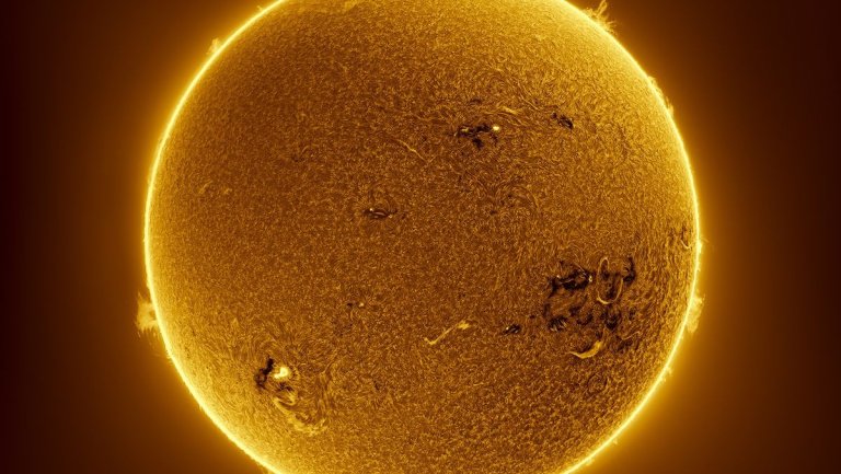 The sun rages with solar flares in epic time-lapse footage (video)_64de27cbc462a.jpeg